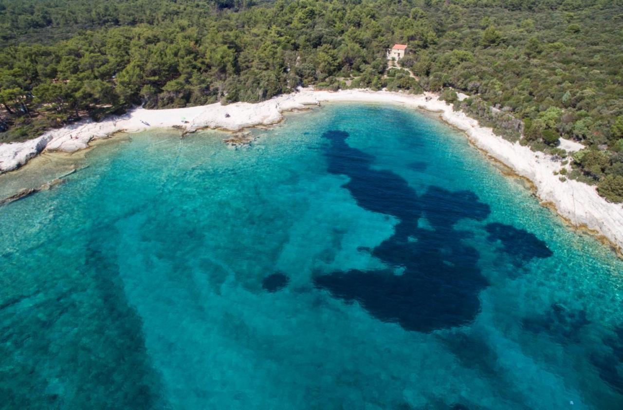 Apartments Villa Adrienne Mali Losinj Bagian luar foto