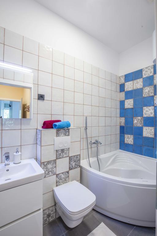 Apartments Villa Adrienne Mali Losinj Bagian luar foto
