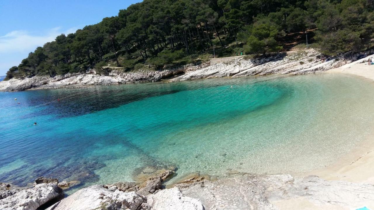 Apartments Villa Adrienne Mali Losinj Bagian luar foto