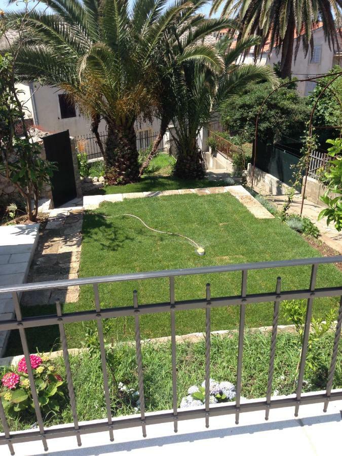 Apartments Villa Adrienne Mali Losinj Bagian luar foto