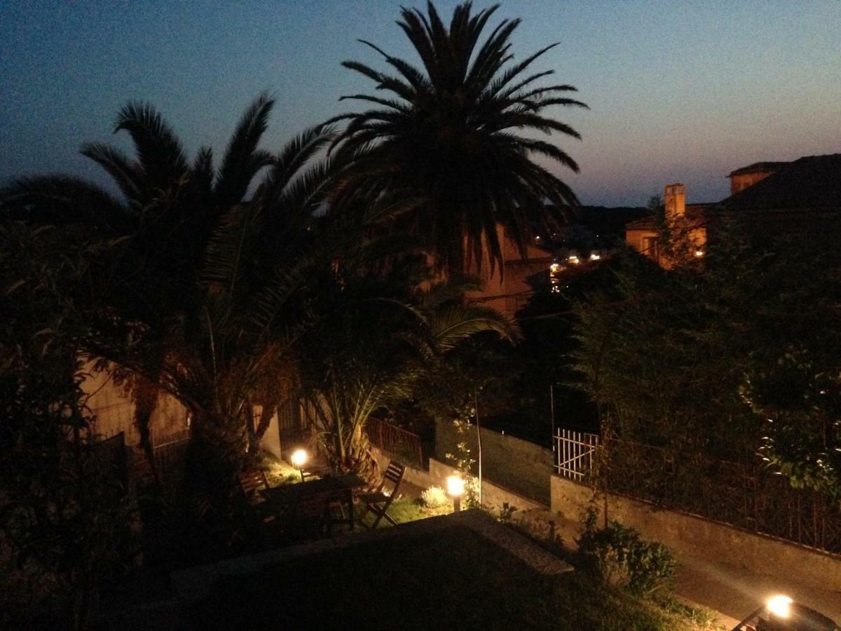 Apartments Villa Adrienne Mali Losinj Bagian luar foto
